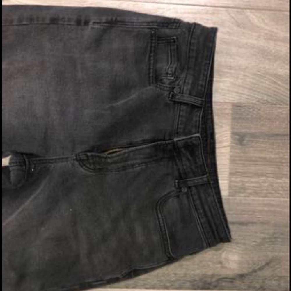 American Eagle black mom jeans